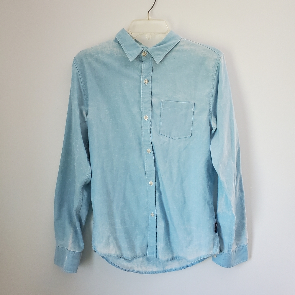 Button-Down Wash Off